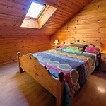 度假居 Confortable Avec 4 Chambres, Cheminee, Grand Terrain, Proche Pistes Et - Fr-1-589-107 *