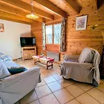 Confortable Avec 4 Chambres, Cheminee, Grand Terrain, Proche Pistes Et - Fr-1-589-107 度假居