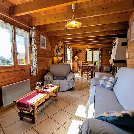 Confortable Avec 4 Chambres, Cheminee, Grand Terrain, Proche Pistes Et - Fr-1-589-107 Le Ménil