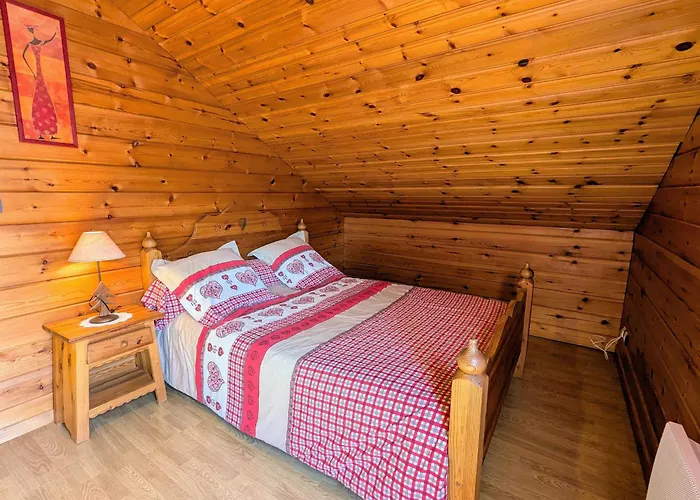 Hébergement de vacances Confortable Avec 4 Chambres, Cheminée, Grand Terrain, Proche Pistes Et - Fr-1-589-107 Le Ménil