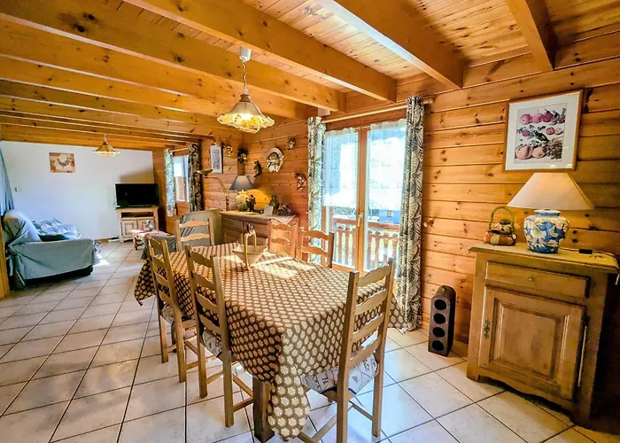 Hébergement de vacances Confortable Avec 4 Chambres, Cheminée, Grand Terrain, Proche Pistes Et - Fr-1-589-107 Le Ménil